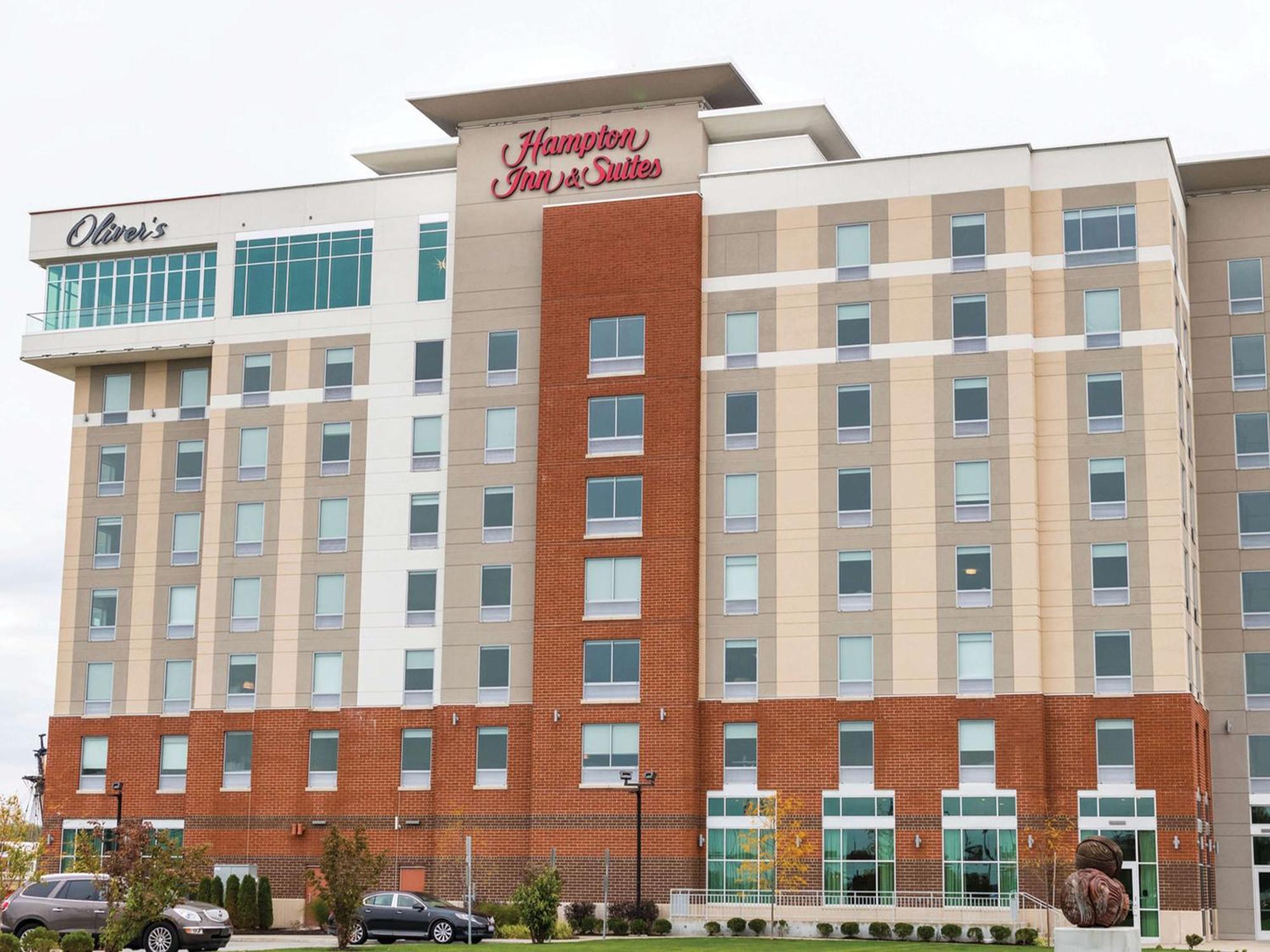 Hampton Inn & Suites Erie Bayfront Exterior foto